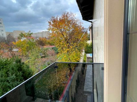 будинок за адресою Рівності пров.