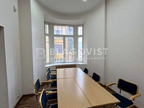 квартира по адресу Костёльная ул., 8