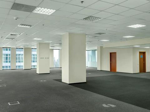 комерційна за адресою Миколи Амосова вул., 12