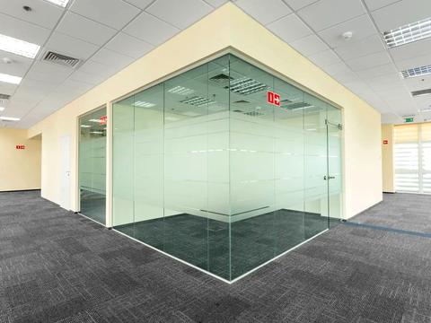 комерційна за адресою Миколи Амосова вул., 12