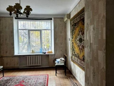 квартира за адресою Серова, 7