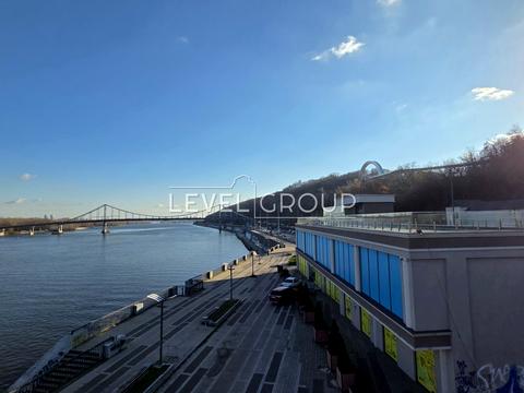 коммерческая по адресу Почтовая пл., 3