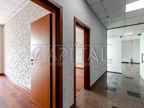 комерційна за адресою Велика Васильківська вул. (Червоноармійська), 72-А