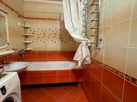 квартира за адресою Зодчих вул., 4