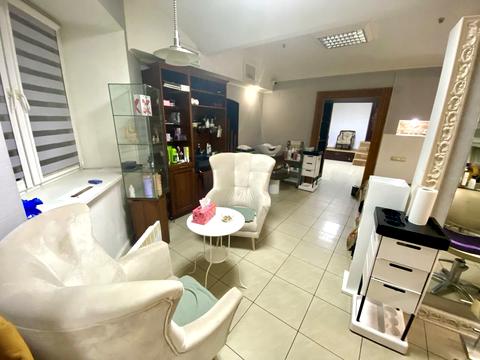 комерційна за адресою Ірини Калинець вул. (Карла Брюллова), 7