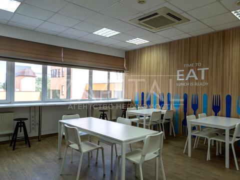 комерційна за адресою Польова вул., 24