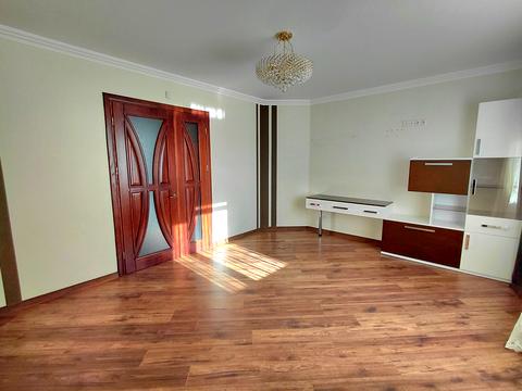 квартира за адресою Коновальця вул., 23