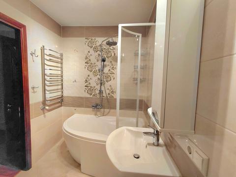 квартира за адресою Коновальця вул., 23