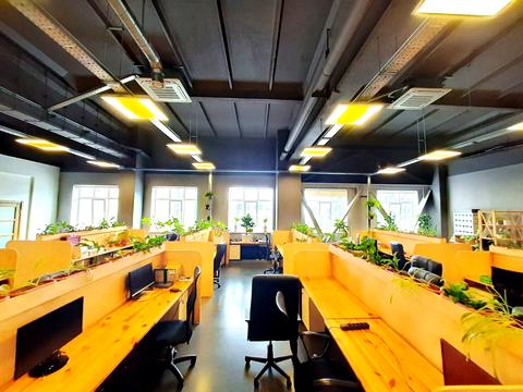 комерційна за адресою Ярославська вул., 56