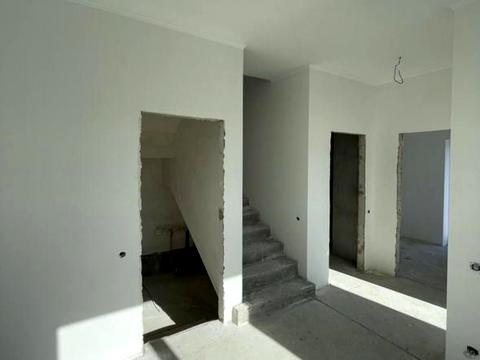 будинок за адресою Космонавтів