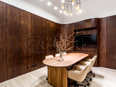 комерційна за адресою Саксаганського вул., 58