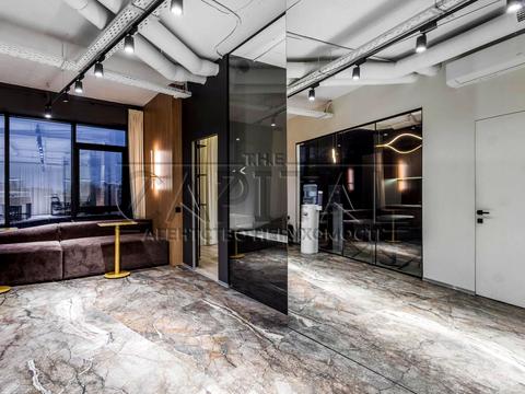 комерційна за адресою Буслівська вул., 12