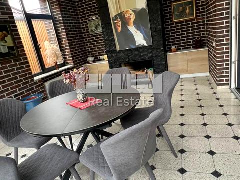 будинок за адресою Стоянська