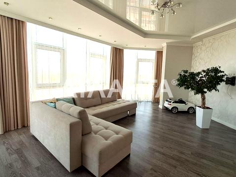 квартира за адресою Олексія Вадатурського вул. (Маршала Малиновського), 18б