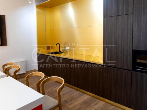 комерційна за адресою Буслівська вул., 12