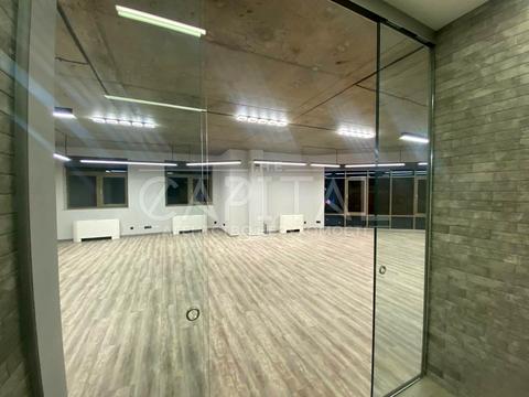 комерційна за адресою Велика Васильківська вул. (Червоноармійська), 72-А