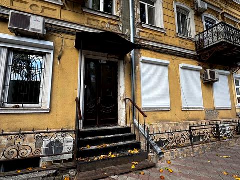 коммерческая по адресу Льва Толстого ул., 28