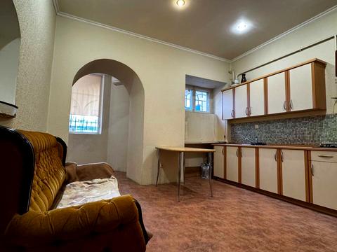 коммерческая по адресу Льва Толстого ул., 28