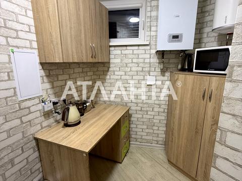 комерційна за адресою Маріїнська вул., 3