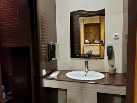 коммерческая по адресу Фонтанская дорога ул., 54