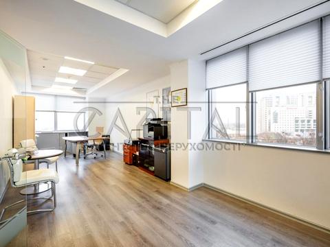 комерційна за адресою вул. Дегтярівська, 53