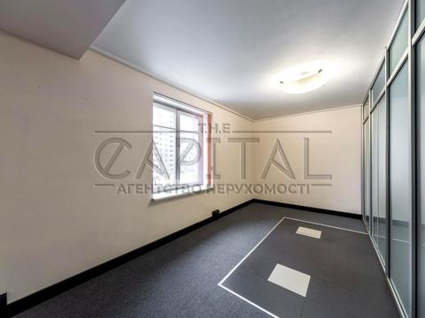 коммерческая по адресу Василия Тютюнника ул. (Анрі Барбюса), 28-Б