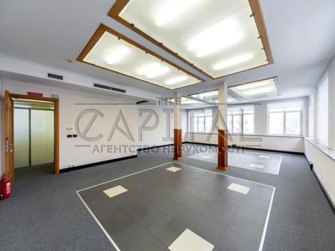 коммерческая по адресу Василия Тютюнника ул. (Анрі Барбюса), 28-Б