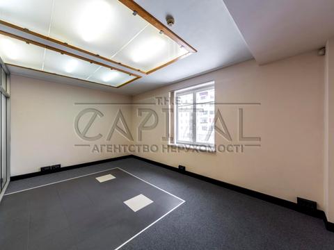 коммерческая по адресу Василия Тютюнника ул. (Анрі Барбюса), 28-Б