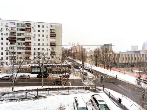 коммерческая по адресу Василия Тютюнника ул. (Анрі Барбюса), 28-Б