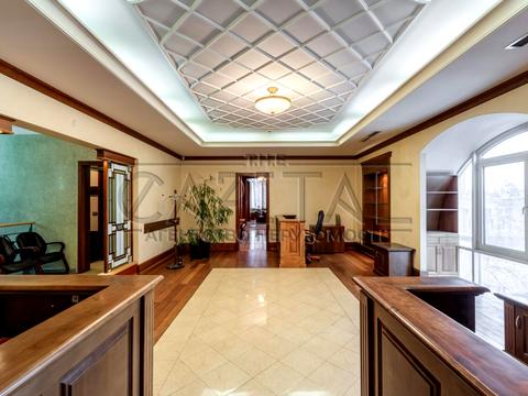 коммерческая по адресу Василия Тютюнника ул. (Анрі Барбюса), 28-Б