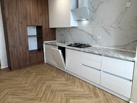 квартира по адресу Свободи ул., 12