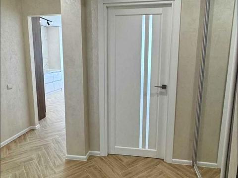 квартира по адресу Свободи ул., 12