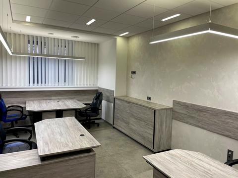 комерційна за адресою Лазаряна вул., 22