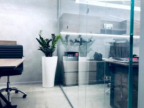 комерційна за адресою Лазаряна вул., 22