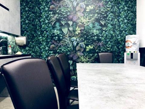 комерційна за адресою Лазаряна вул., 22