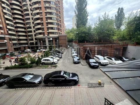 коммерческая по адресу Леси Украинки бульв., 7-Б