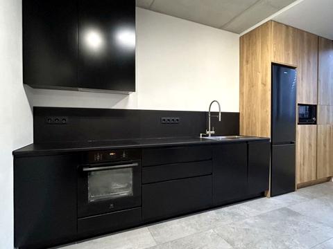 квартира по адресу Свободи ул., 20/2