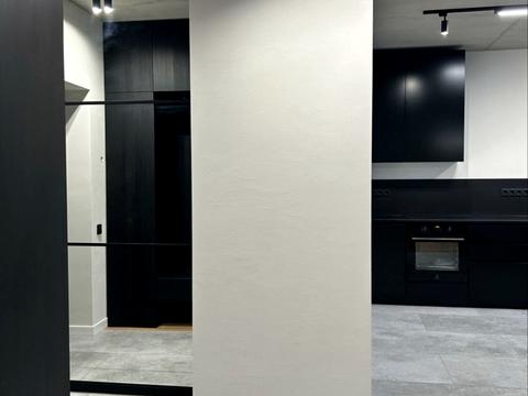 квартира по адресу Свободи ул., 20/2