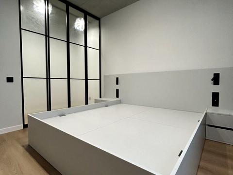 квартира по адресу Свободи ул., 20/2