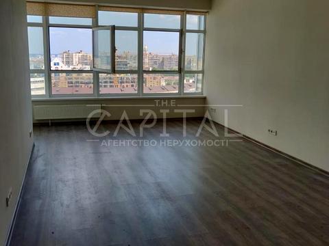 комерційна за адресою Кловський узвіз, 7