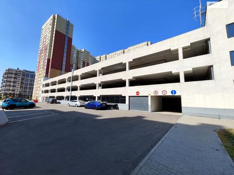 паркоместо по адресу Сергея Данченко ул., 1