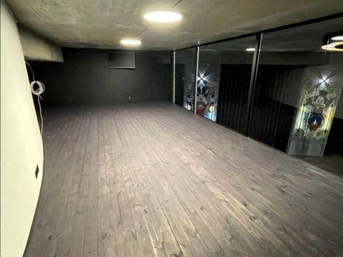 комерційна за адресою Михайла Бойчука вул. (Кіквідзе), 41-Б