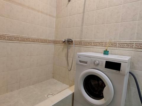 квартира за адресою Королеви Єлизавети ІІ вул. (Глинки), 18