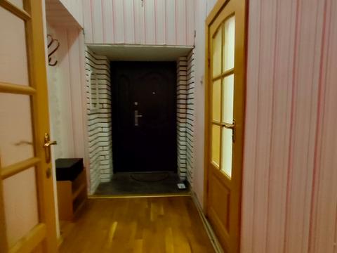 квартира за адресою Королеви Єлизавети ІІ вул. (Глинки), 18