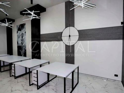 комерційна за адресою Михайла Бойчука вул. (Кіквідзе), 41