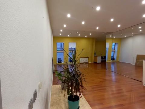 комерційна за адресою Київ, Бессарабський проїзд (Павла Скоропадського), 2