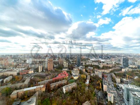 комерційна за адресою Кловський узвіз, 7А