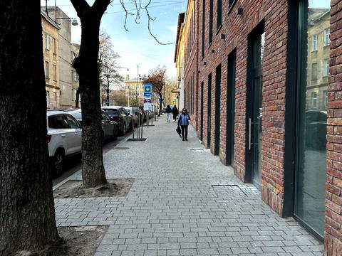 комерційна за адресою Хімічна вул., 4