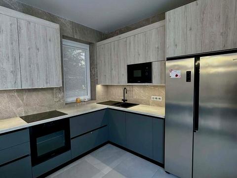 дом по адресу Київська вул.