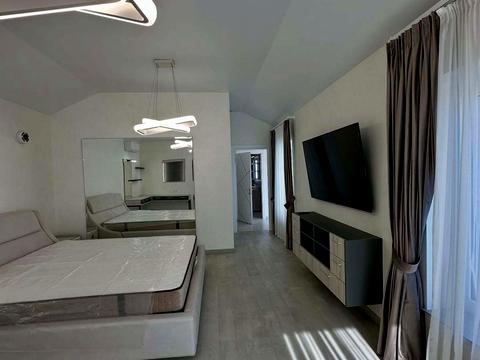 дом по адресу Київська вул.